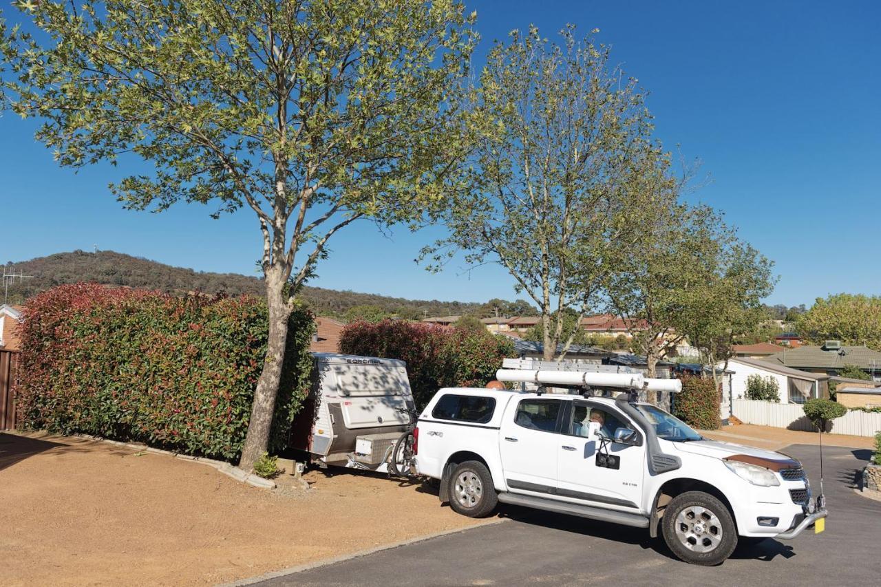 Hotel Crestview Tourist Park Queanbeyan Exterior foto
